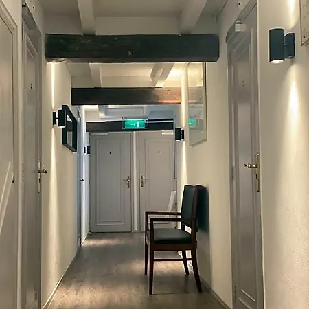 In Den Verdwaalde Koogel 3*
